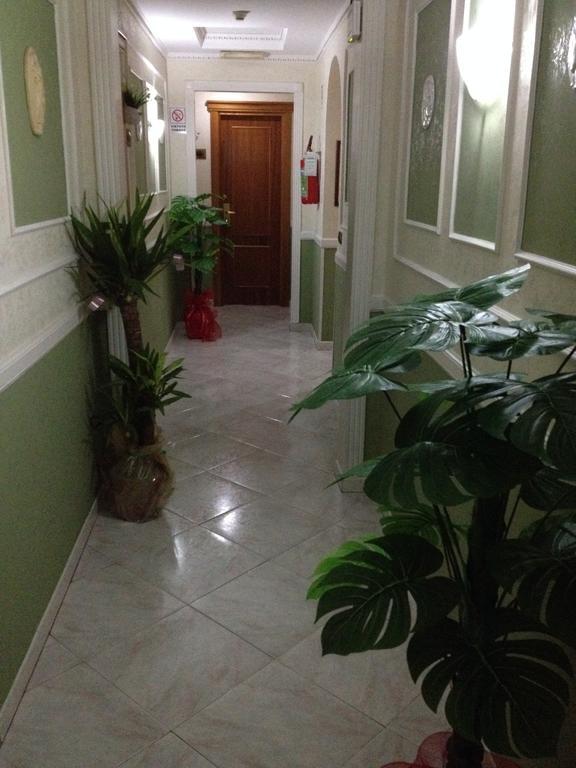 Rome Rainbow Guest House Exterior photo